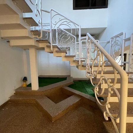 Heliopolis Modern 2Bdr Apartment Kairo Exterior foto